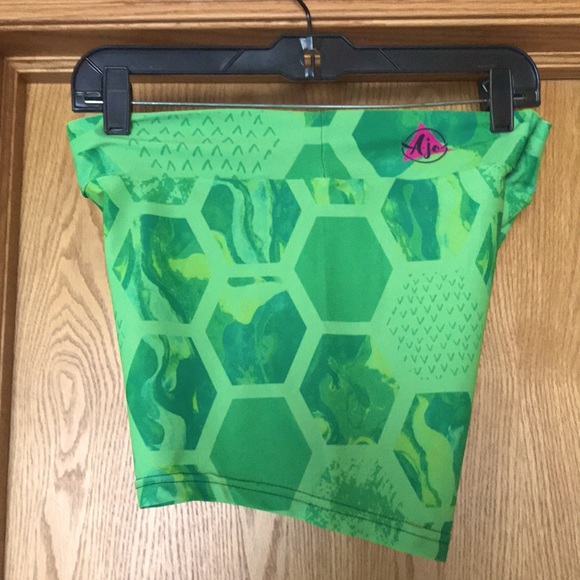 Ajo Dance studio workout Booty Shorts L x 4.25” bright green Trojan detail EUC - Picture 4 of 7